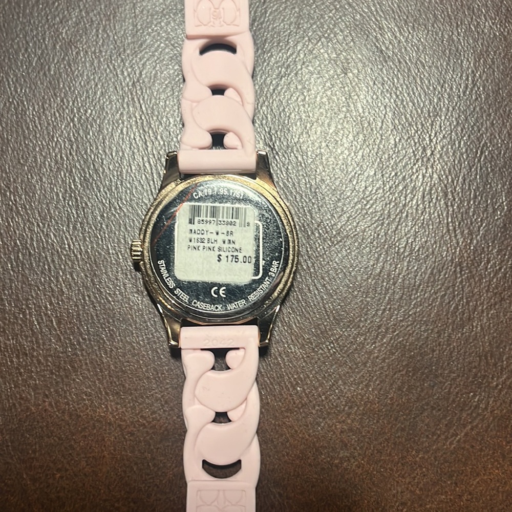 Coach Pink Silicone watch - Picture 3 of 4